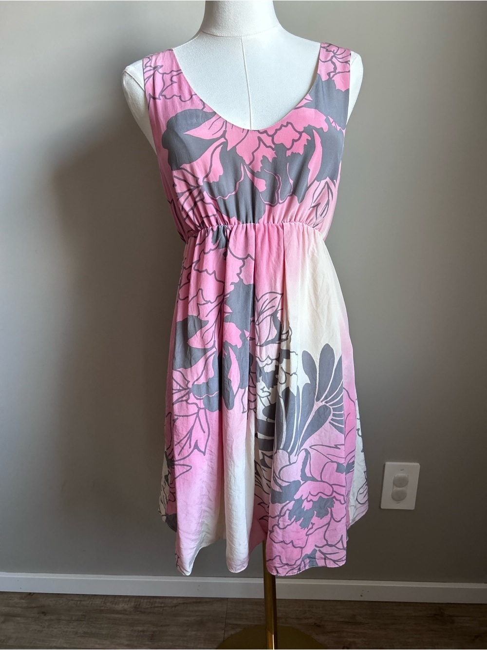 100% Silk floral pretty short summer dress beachy beach vacation boho wedding - Picture 3 of 8